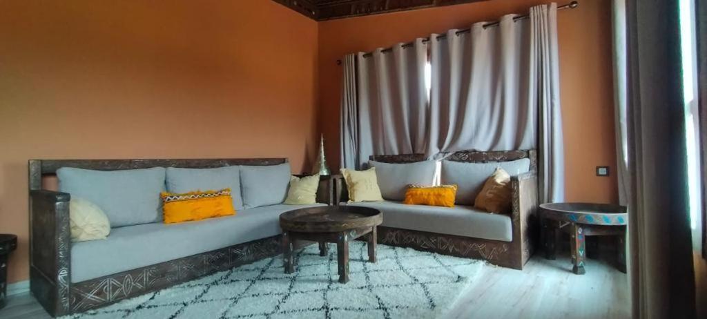 Chalets-Appartements Tourtite Ifrane  Buitenkant foto